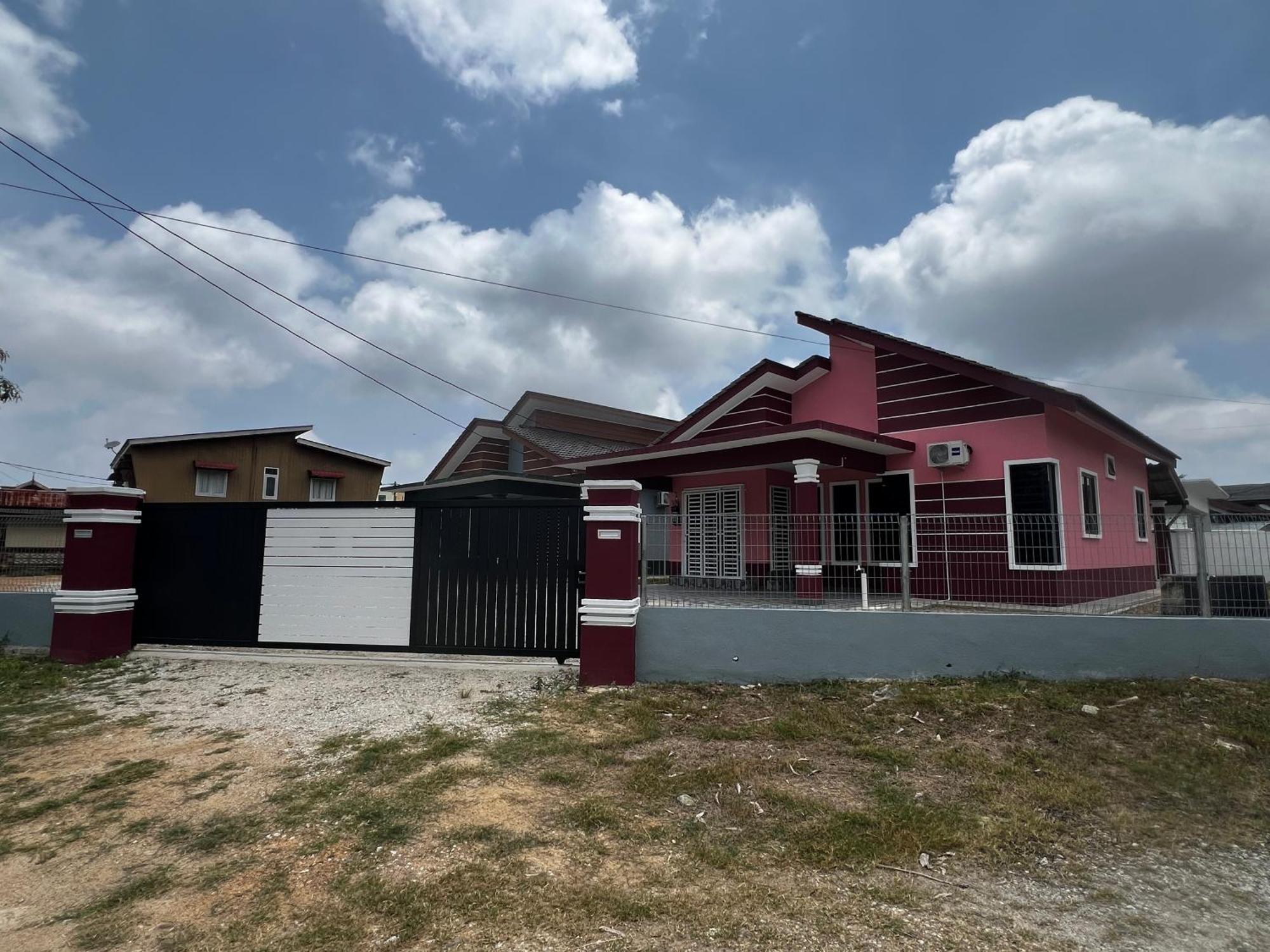 Yatee Homestay Kuala Terengganu Kültér fotó